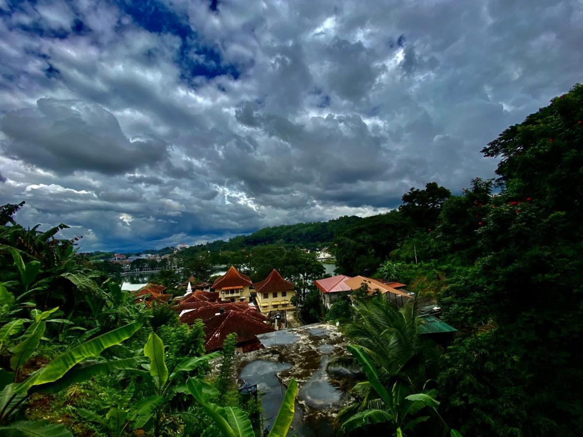 Sesatha Lake Kandy Eksteriør billede